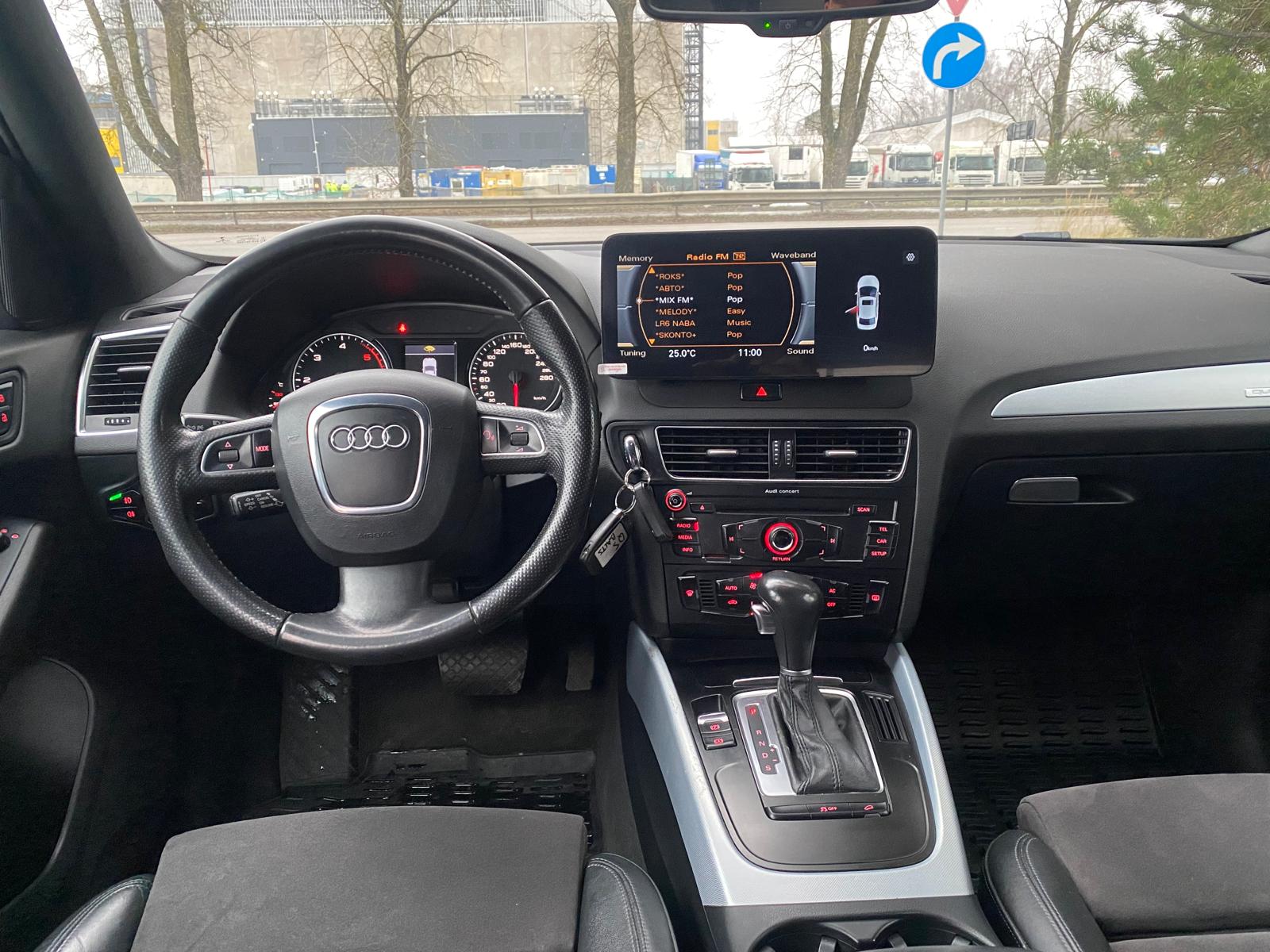 AUDI Q5 QUATTRO