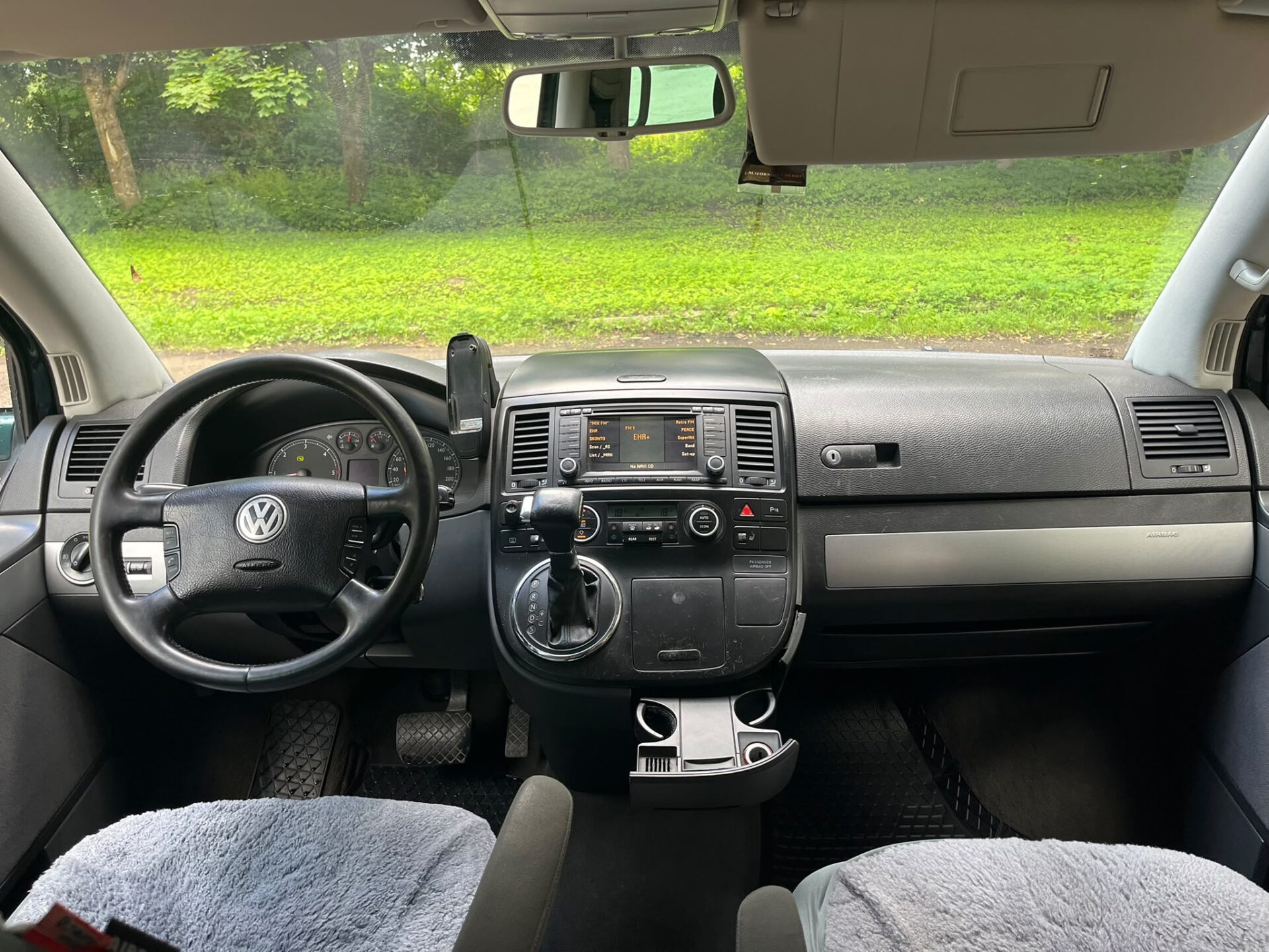 VW MULTIVAN 7-SEATER