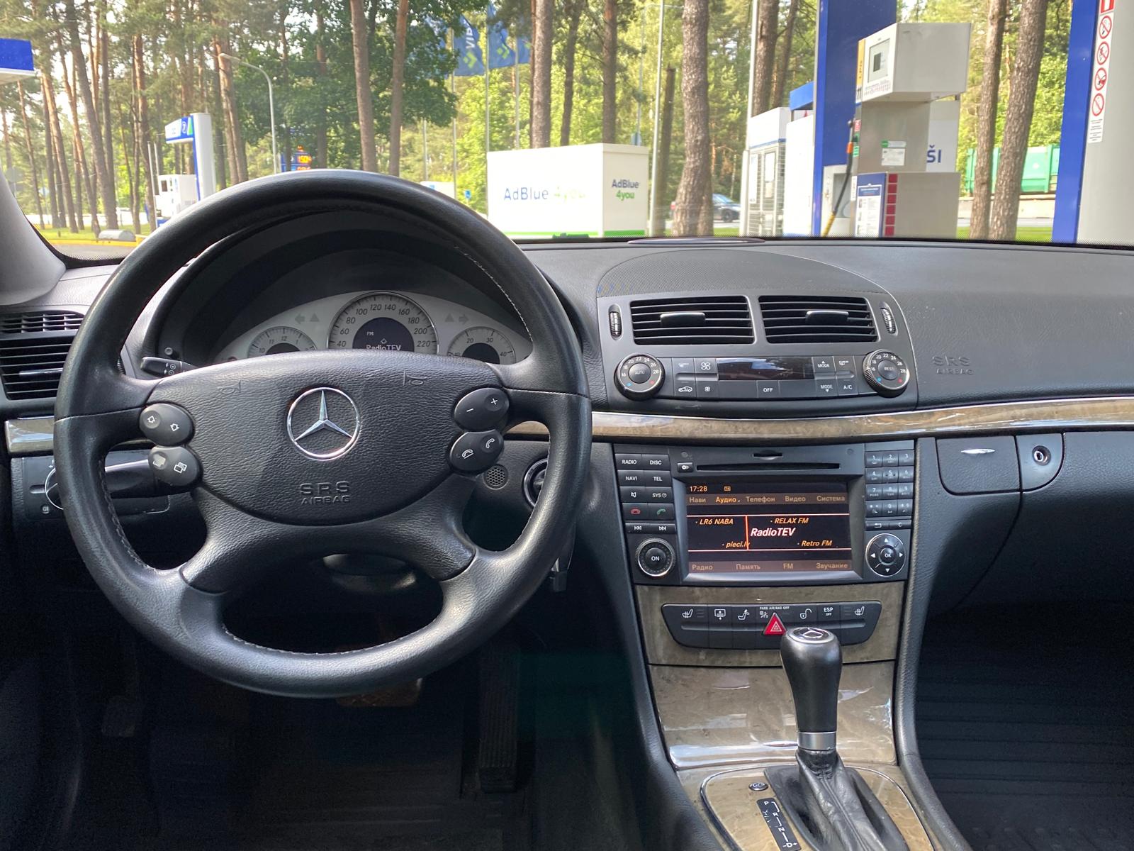 Mercedes Benz E220 Avantgarde