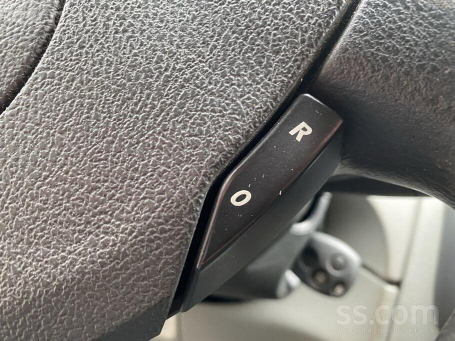 RENAULT TRAFIC KRAVAS BUSS-GARAIS