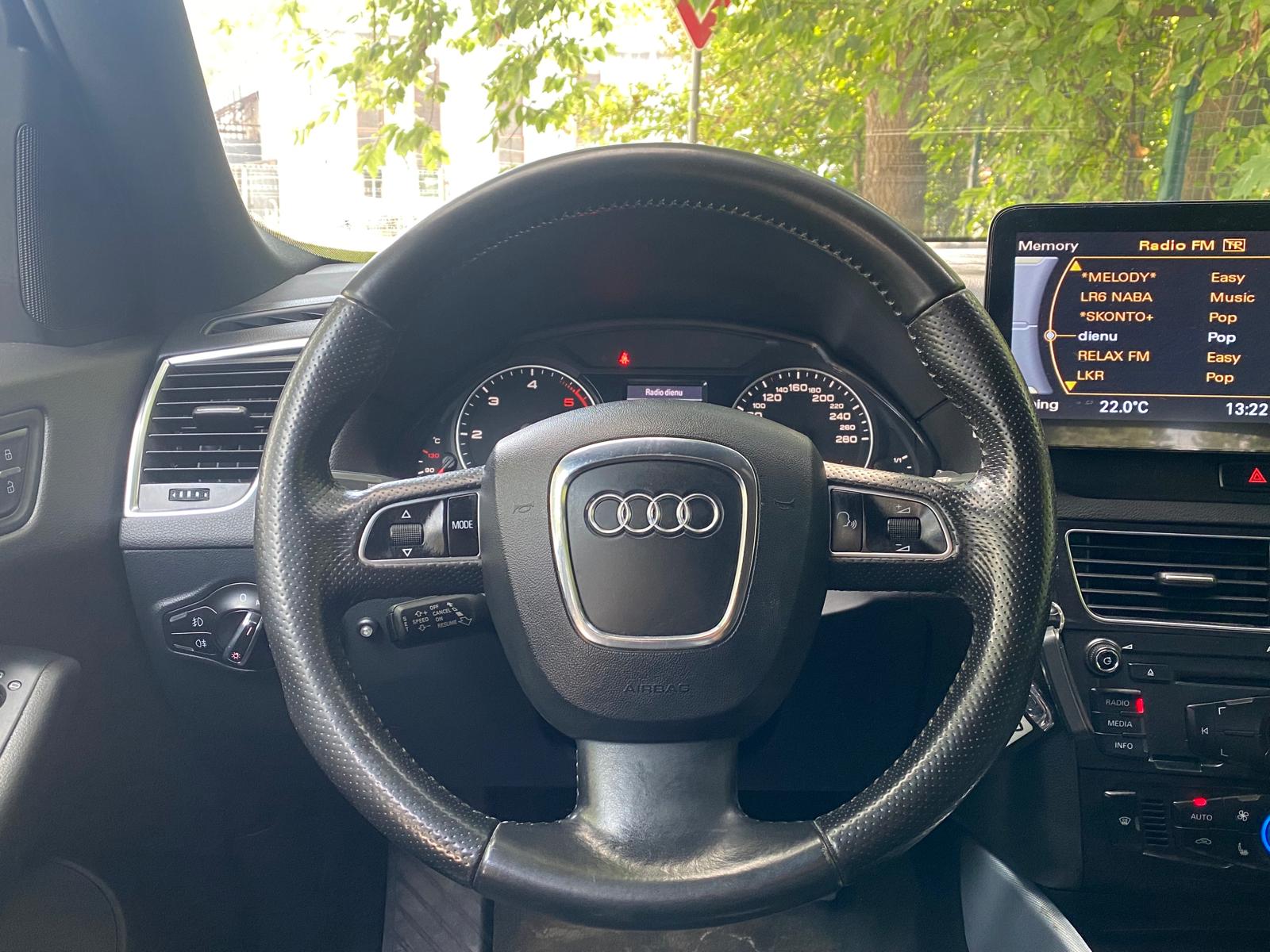 AUDI Q5 QUATTRO