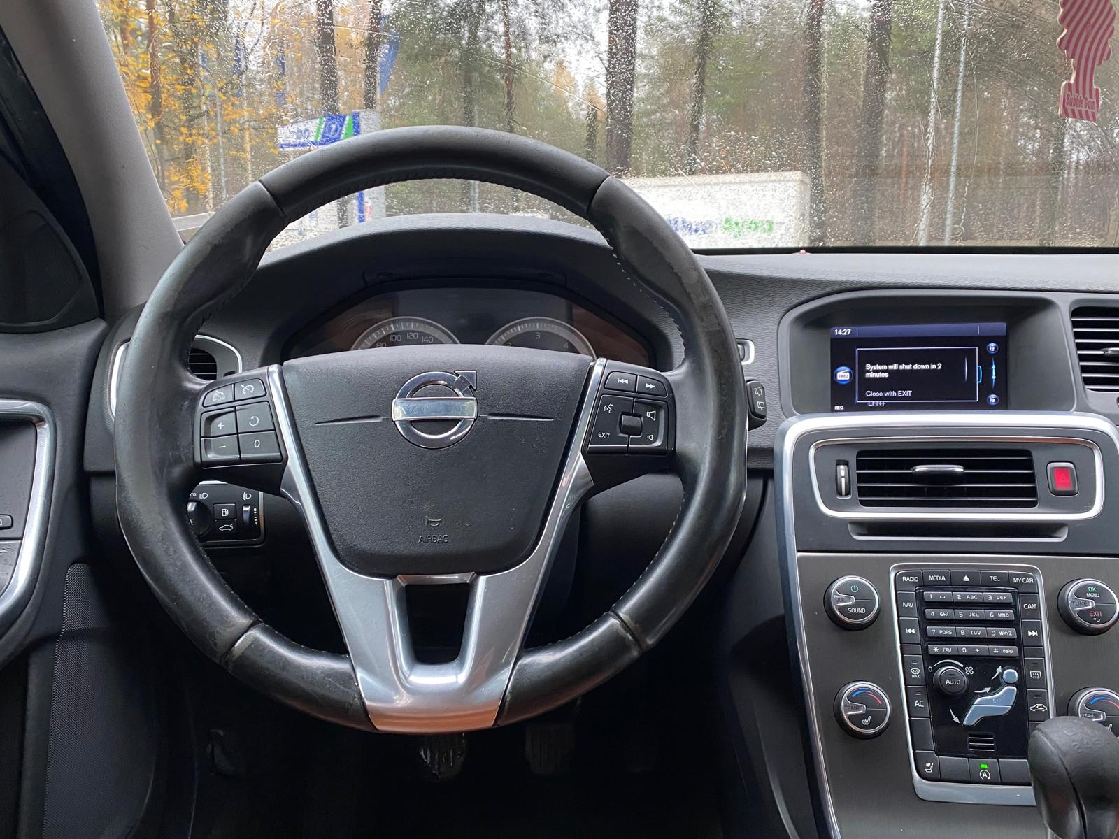 VOLVO V60 SUMMUM