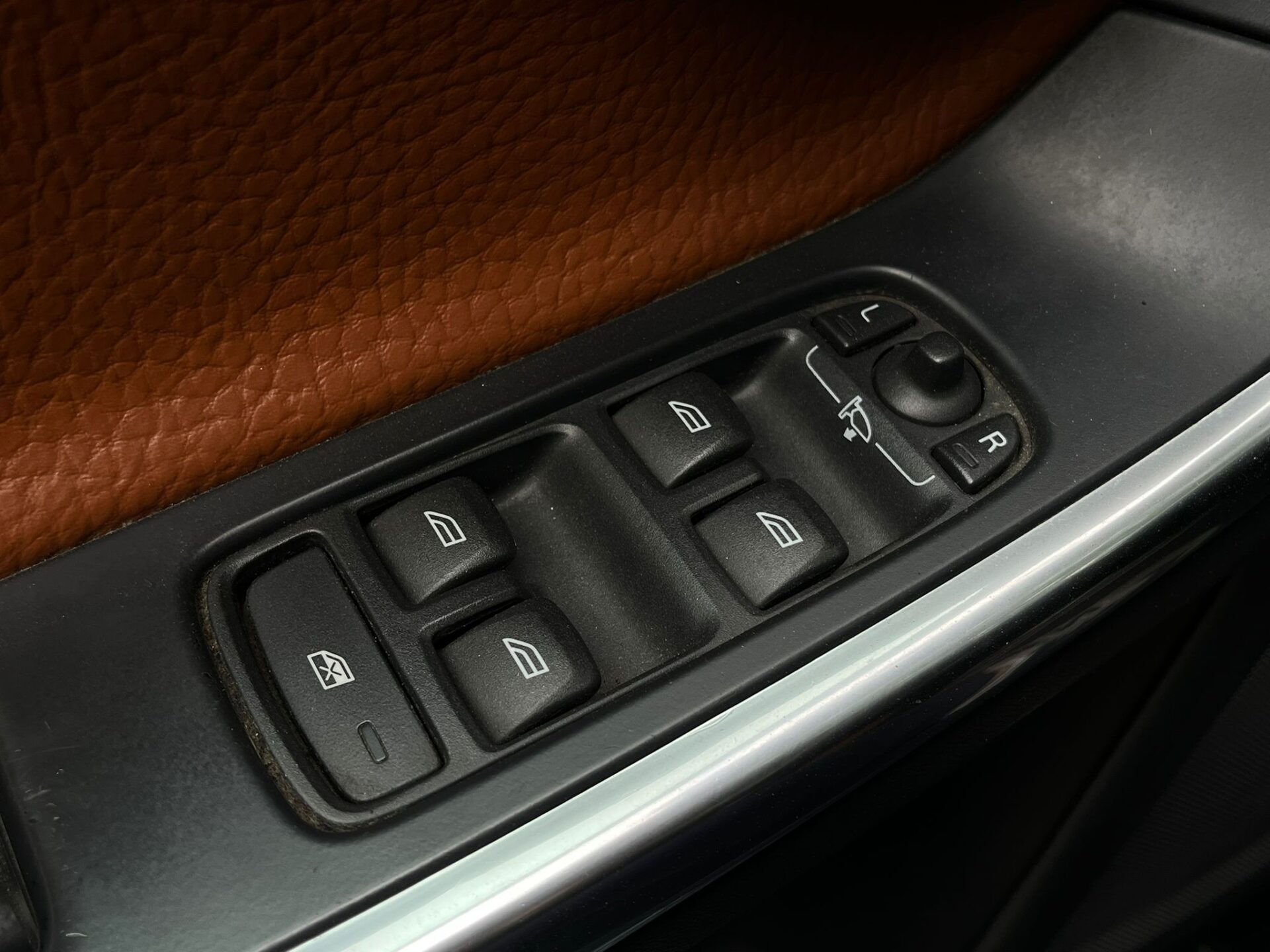 VOLVO V60 SUMMUM