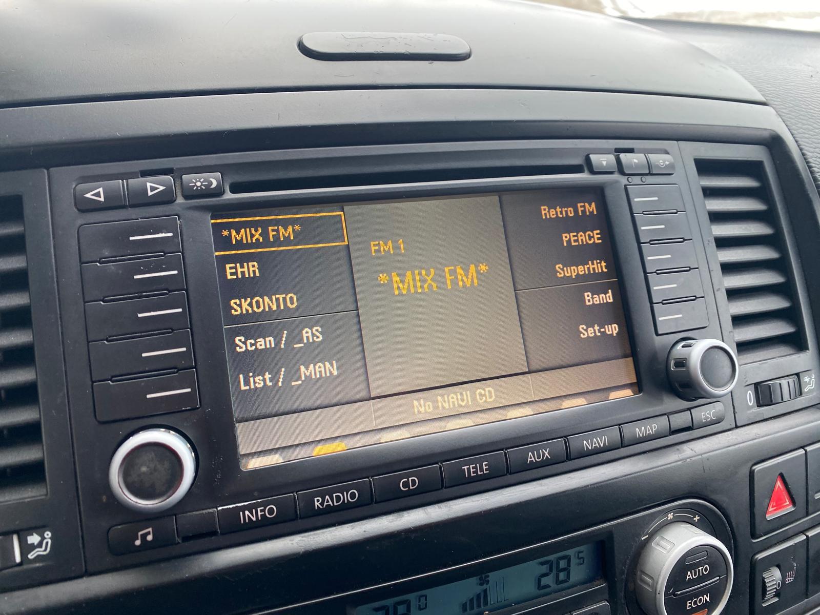 VW MULTIVAN 7-SEATER