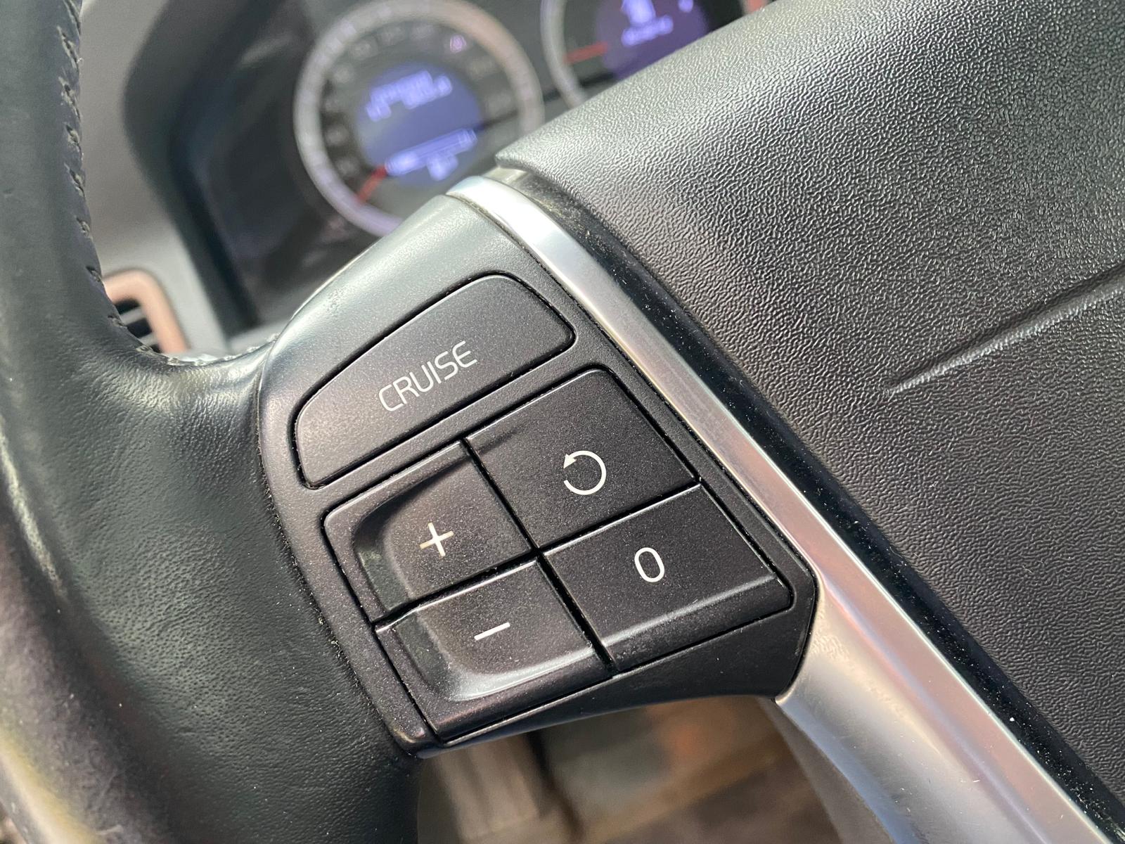 VOLVO V70 SUMMUM
