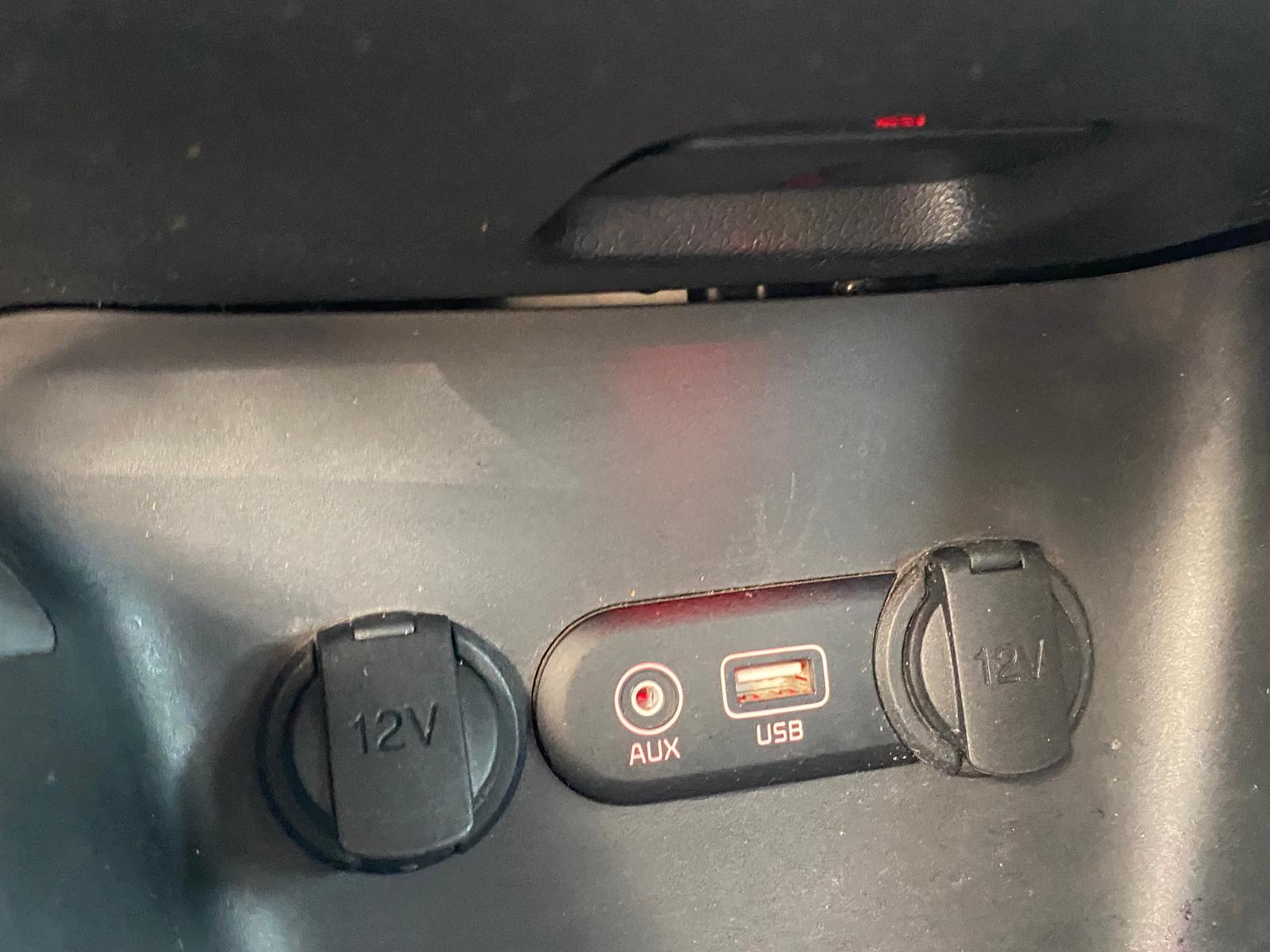KIA CEE D