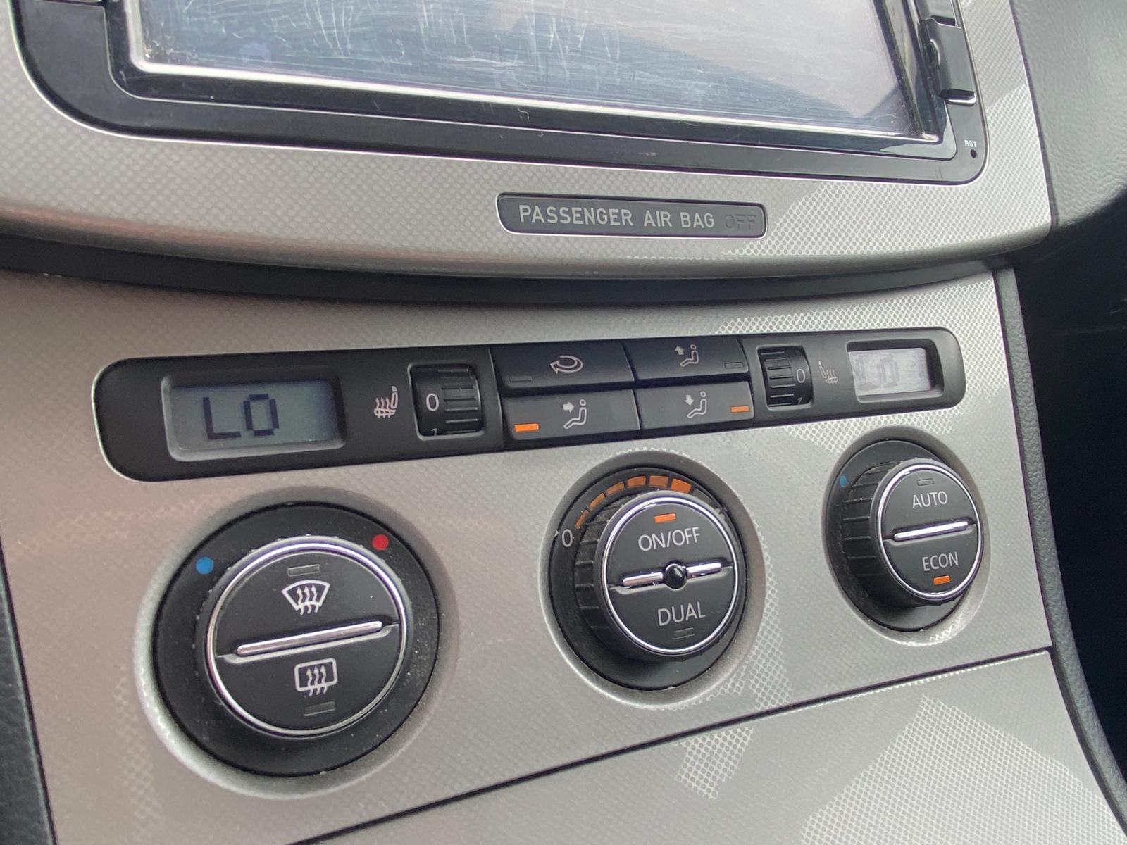 VW PASSAT (B6)