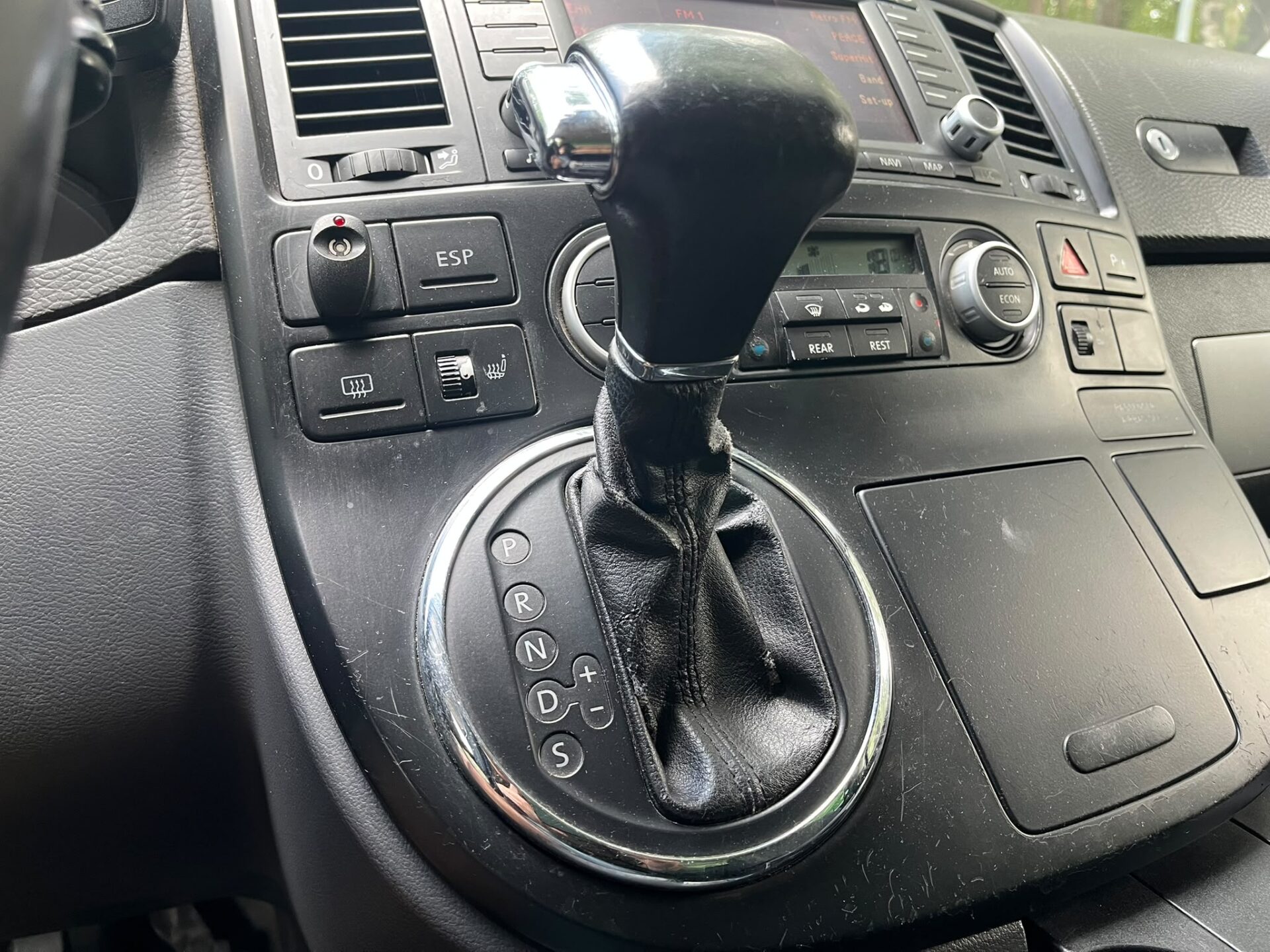 VW MULTIVAN 7-SEATER