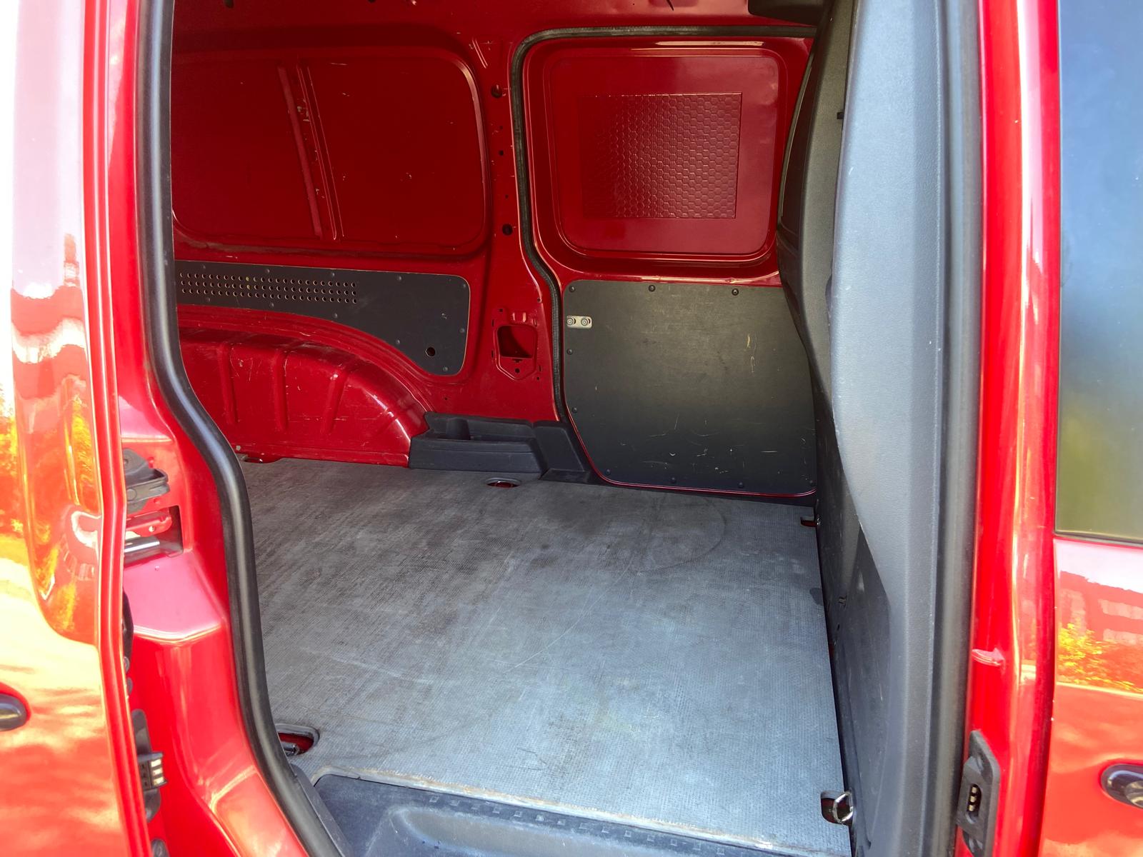 VW Caddy Max