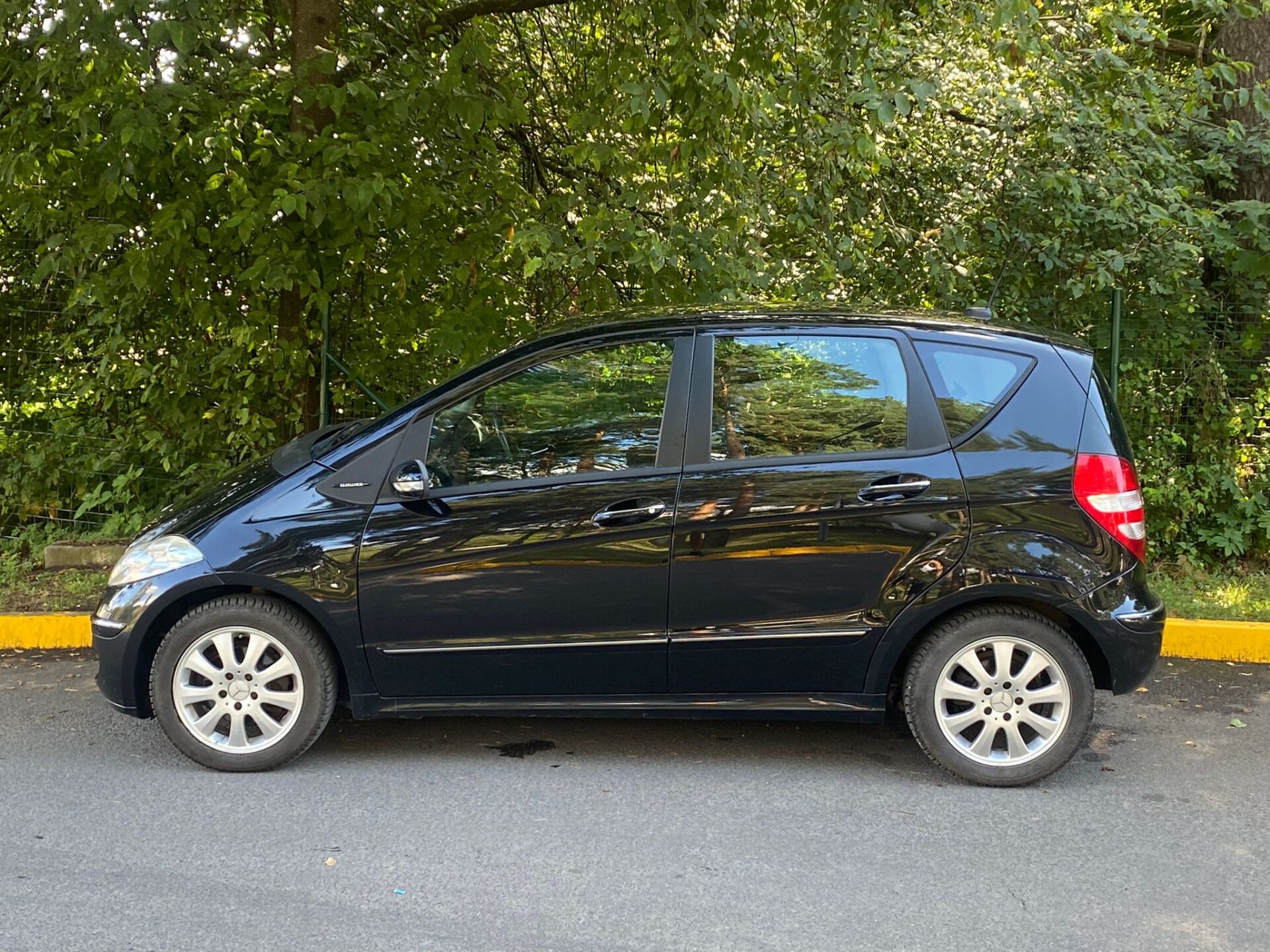 MERCEDES BENZ A200 AVANTGARDE