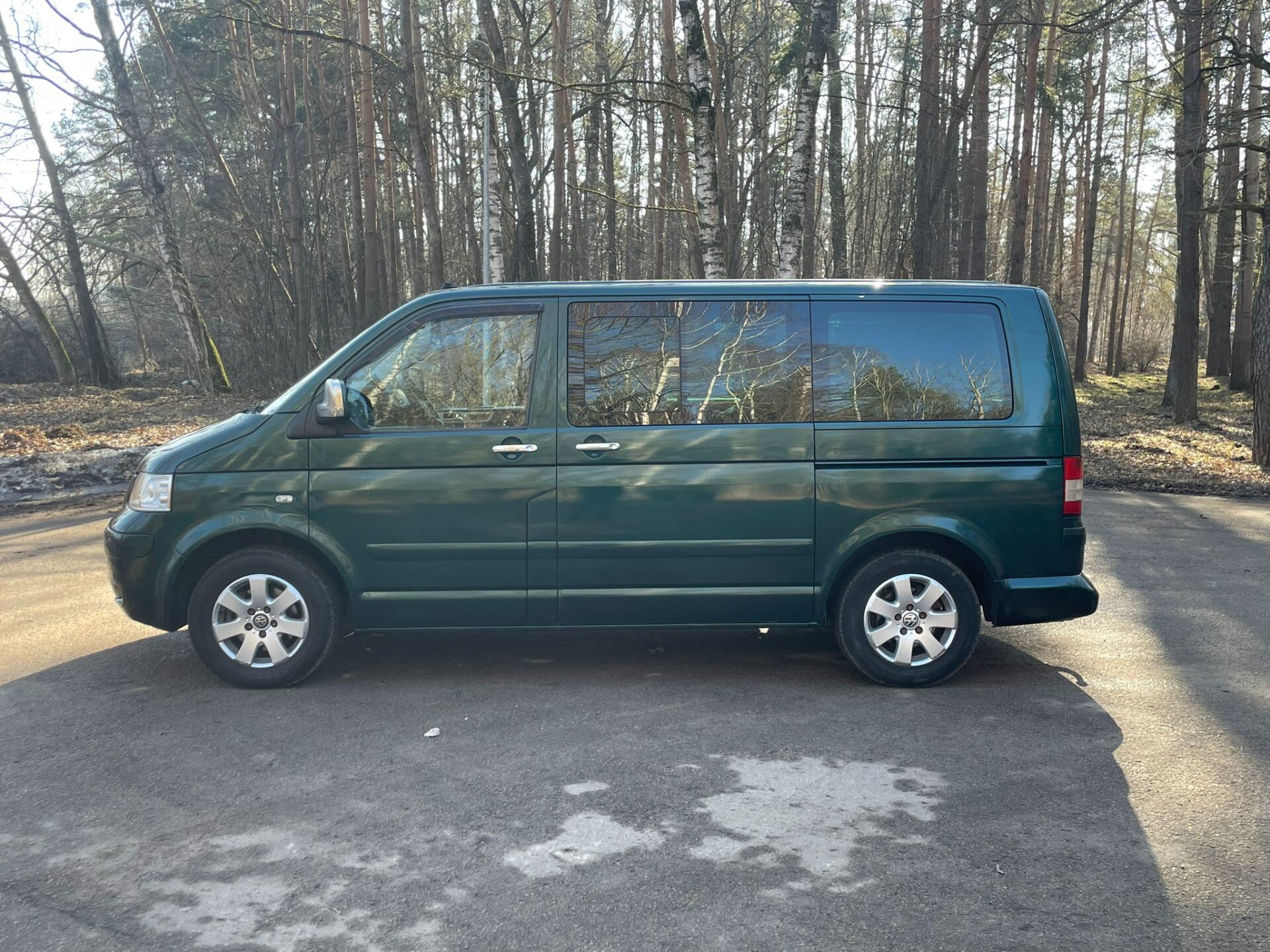 VW MULTIVAN 7-SEATER