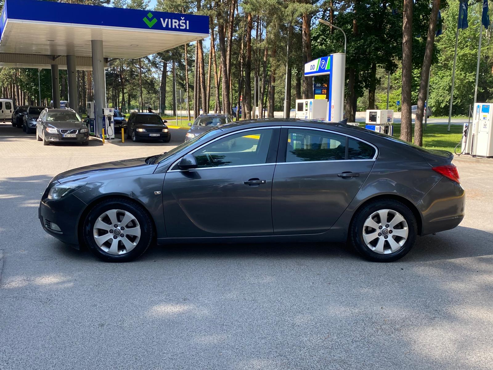 OPEL INSIGNIA