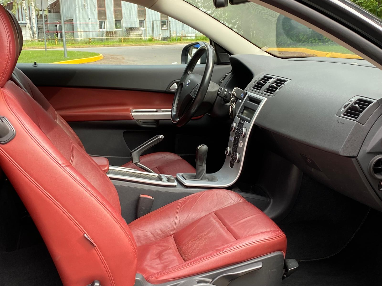 VOLVO C30