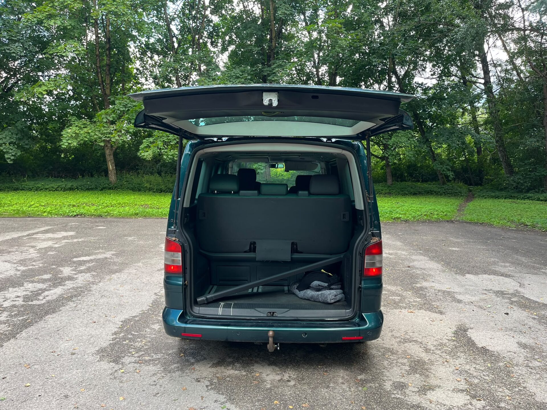 VW MULTIVAN 7-SEATER