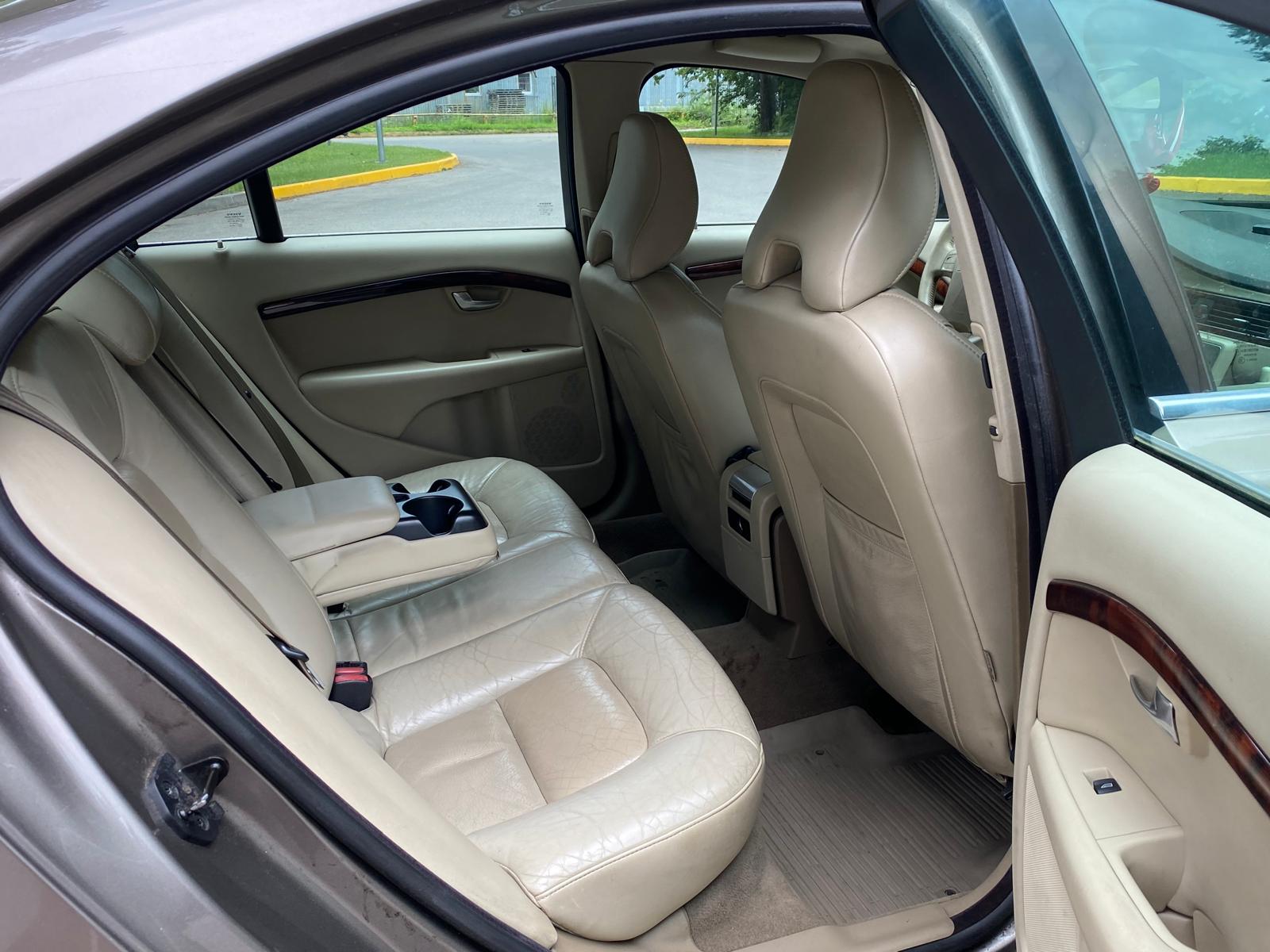 VOLVO S80