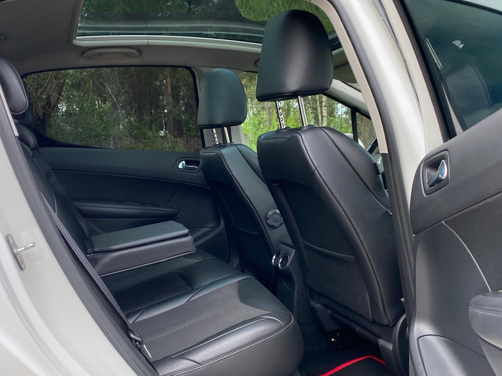 PEUGEOT 308 GTI