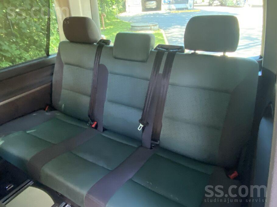 VW MULTIVAN 7-SEATER