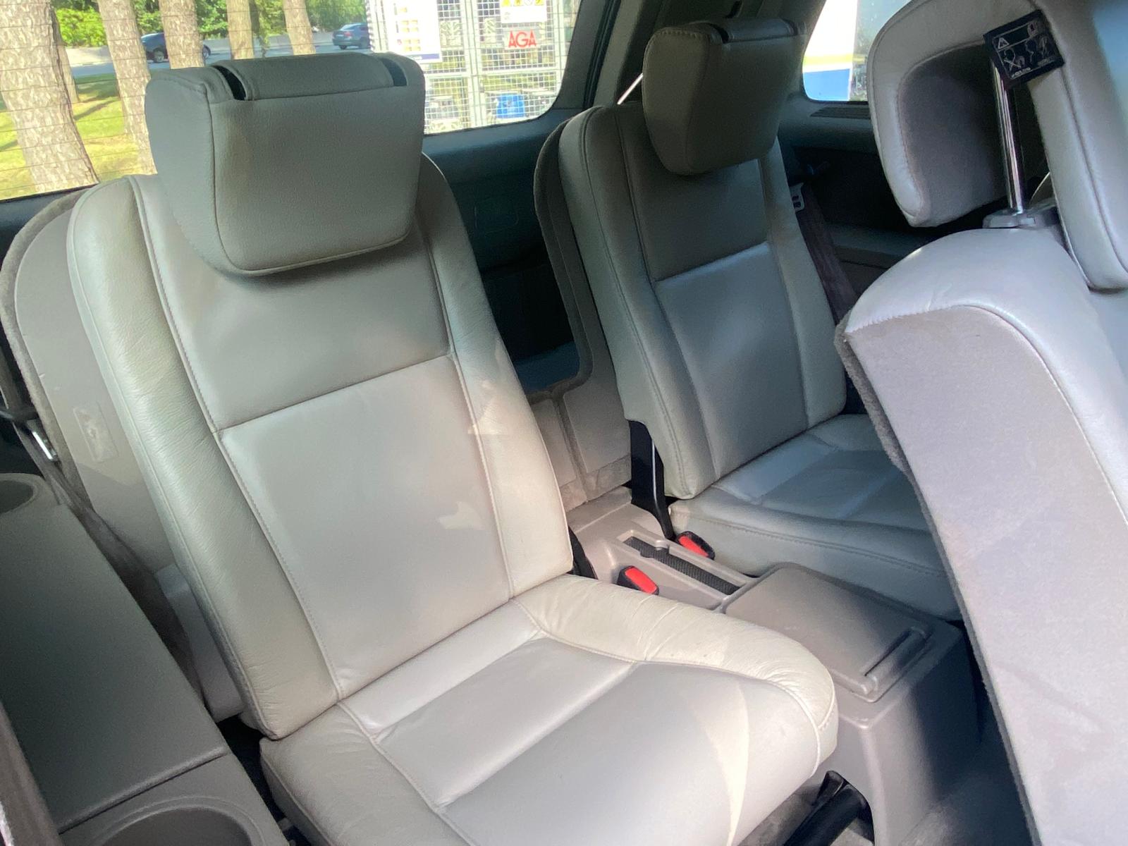 VOLVO XC90 7-VIETAS