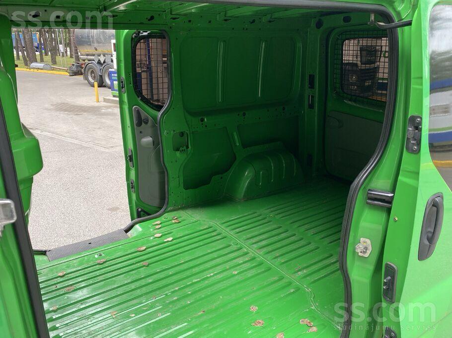 RENAULT TRAFIC KRAVAS BUSS-GARAIS