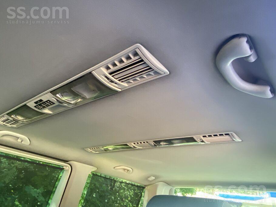 VW MULTIVAN 7-SEATER