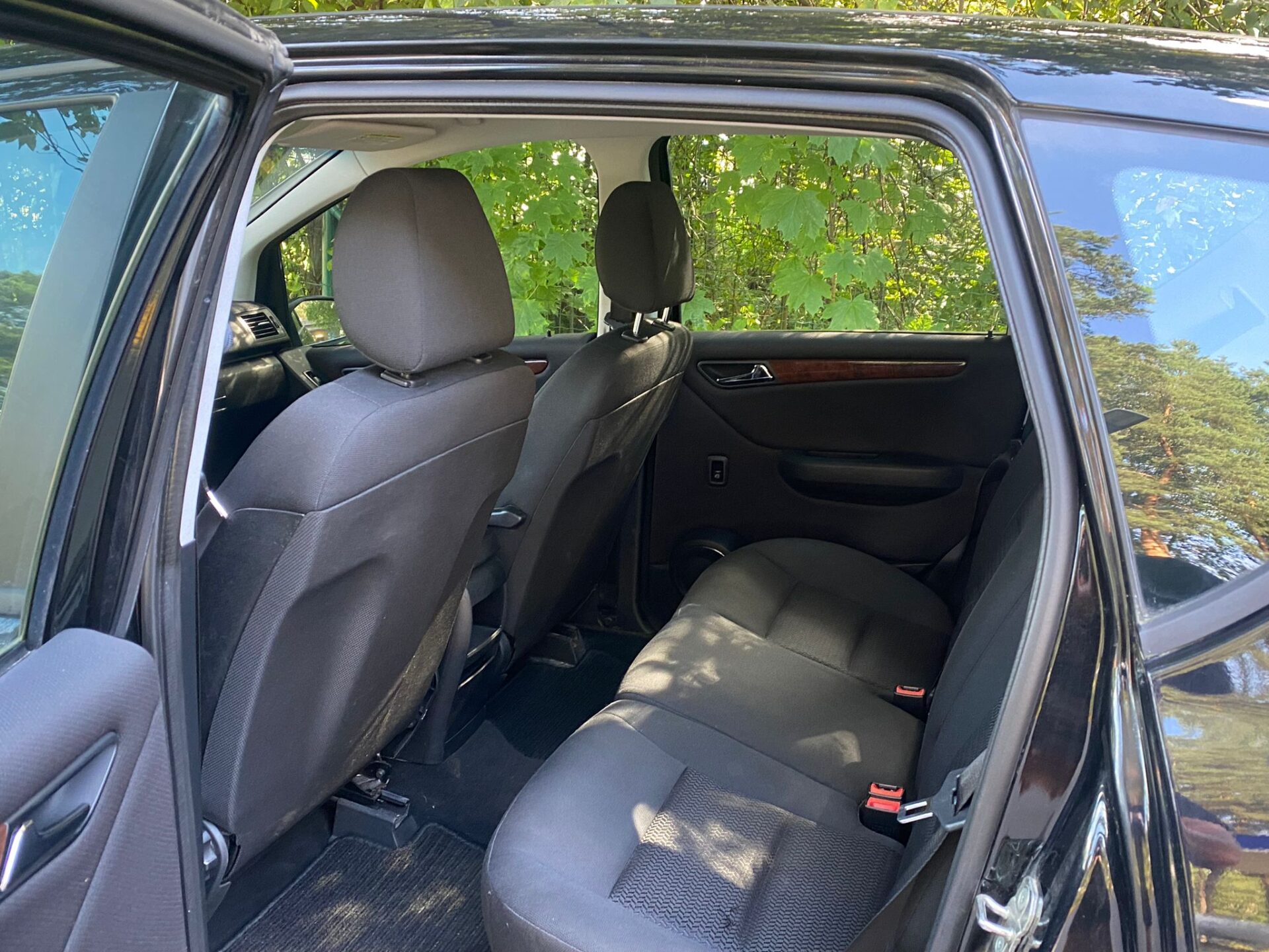 MERCEDES BENZ A200 AVANTGARDE