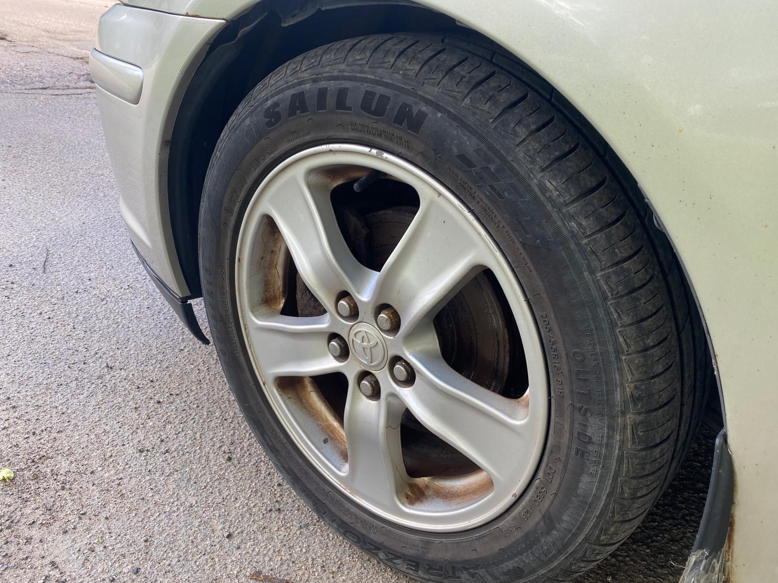TOYOTA AVENSIS