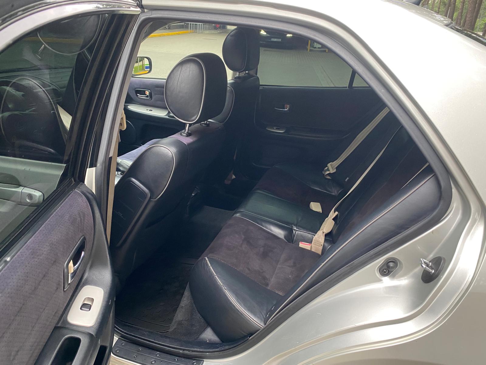 LEXUS IS 200