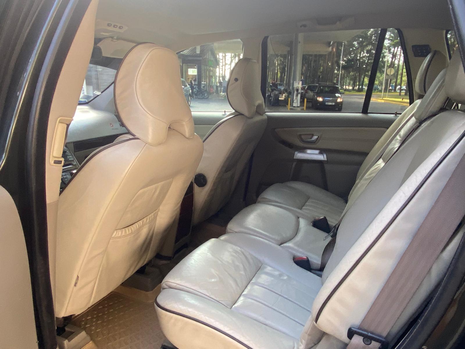 VOLVO XC90 7-VIETAS