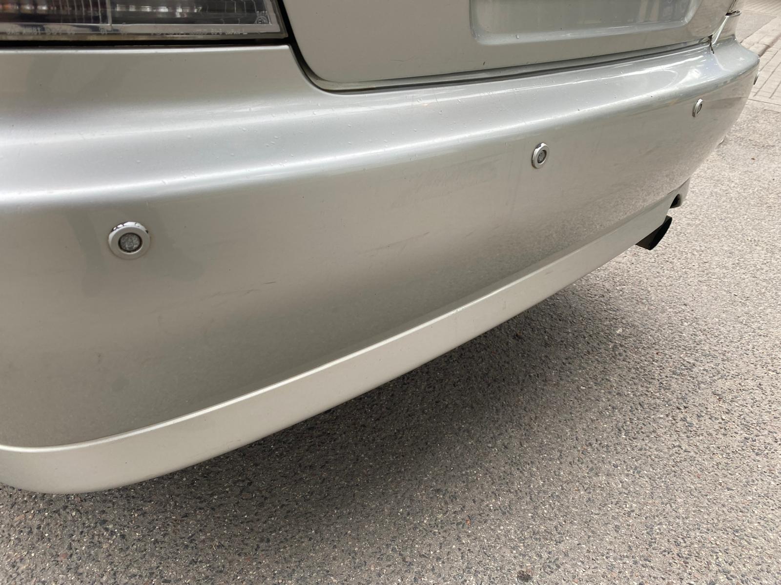 LEXUS IS 200