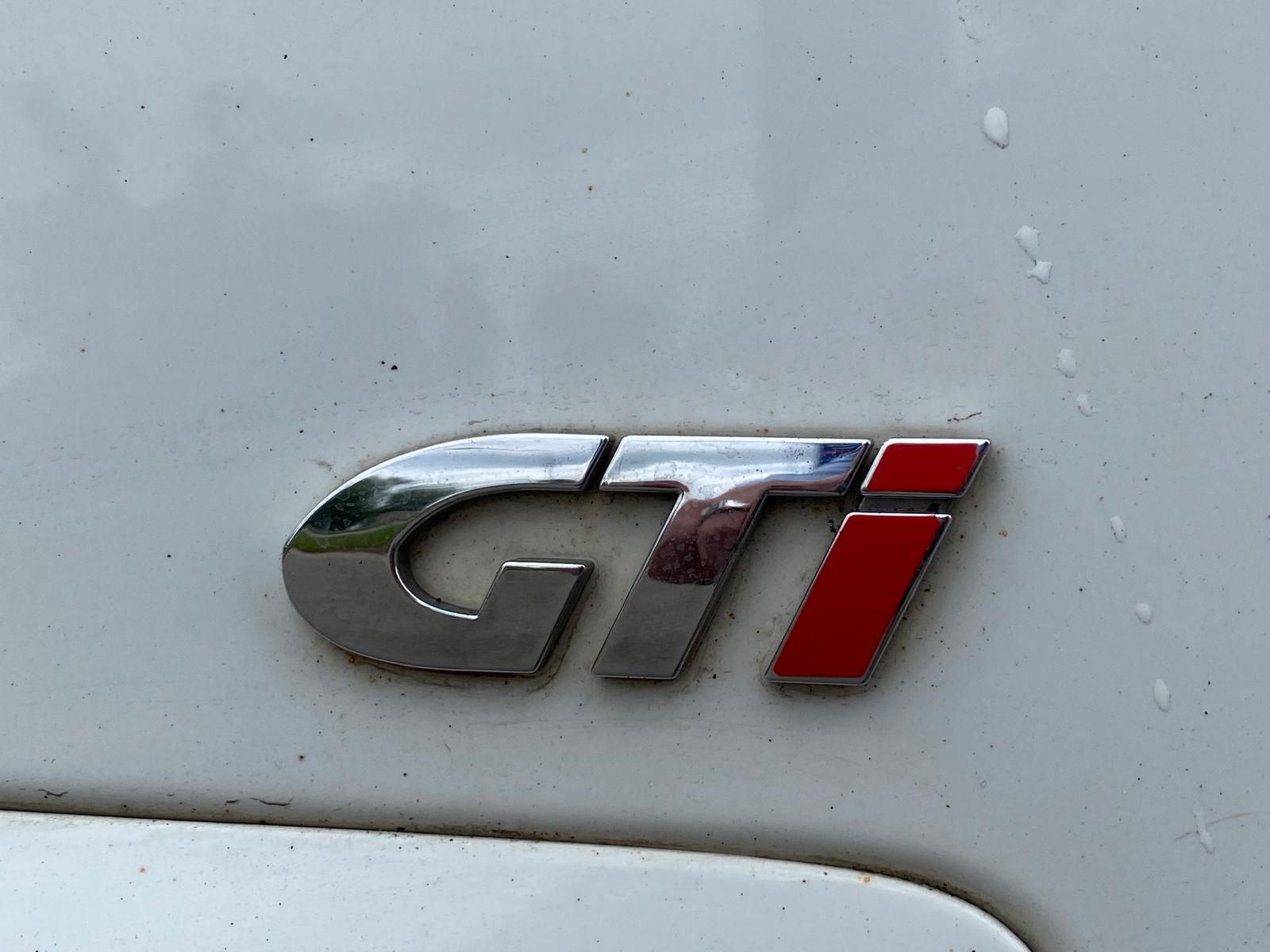 PEUGEOT 308 GTI