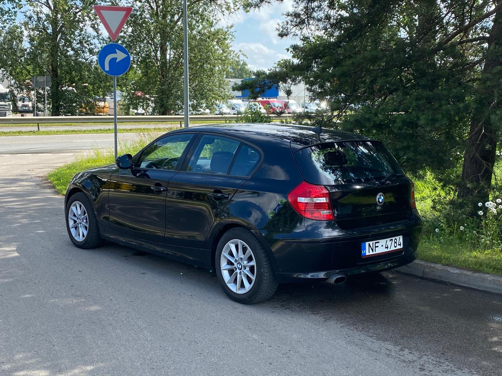 BMW 120
