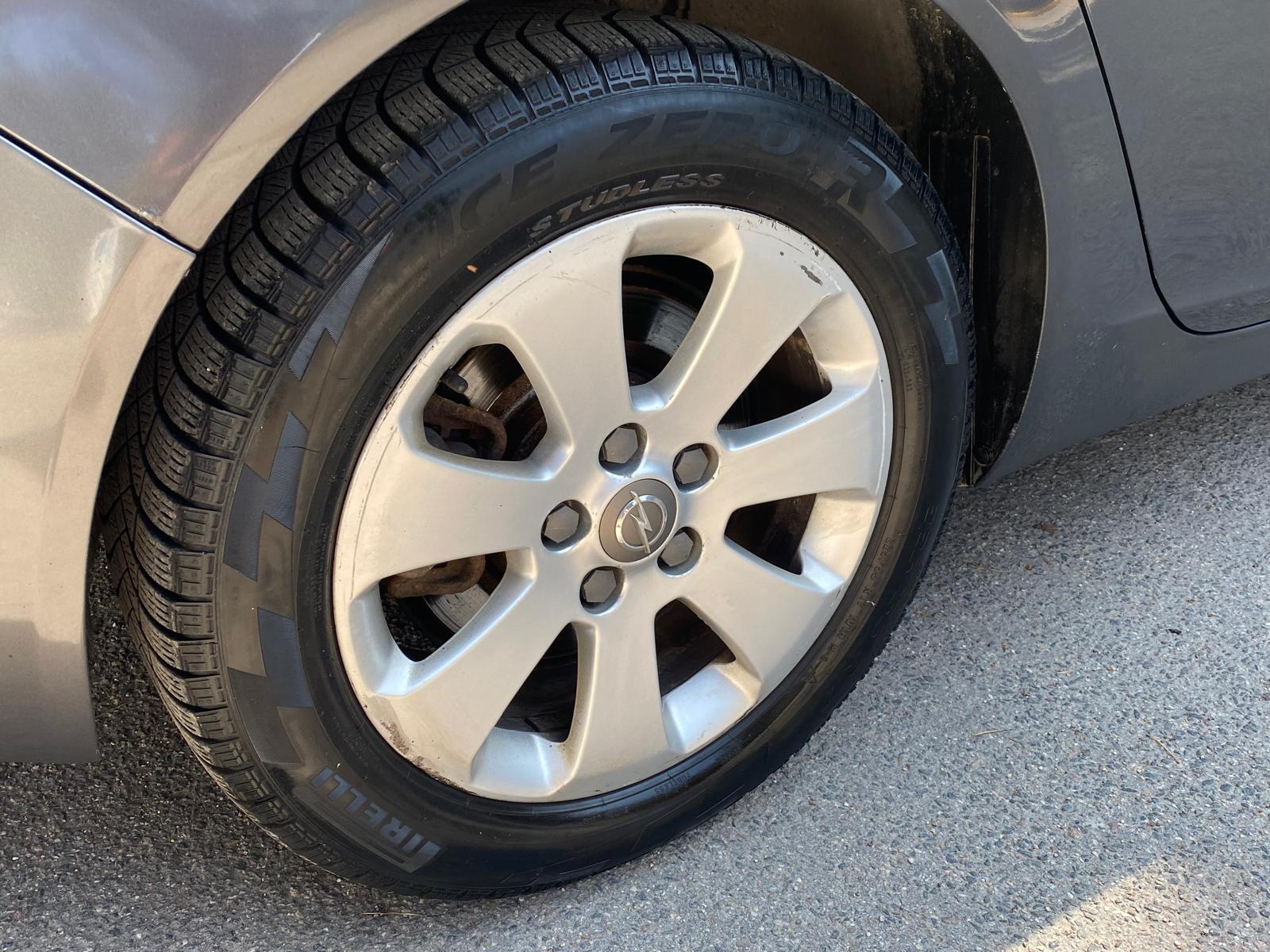 OPEL INSIGNIA
