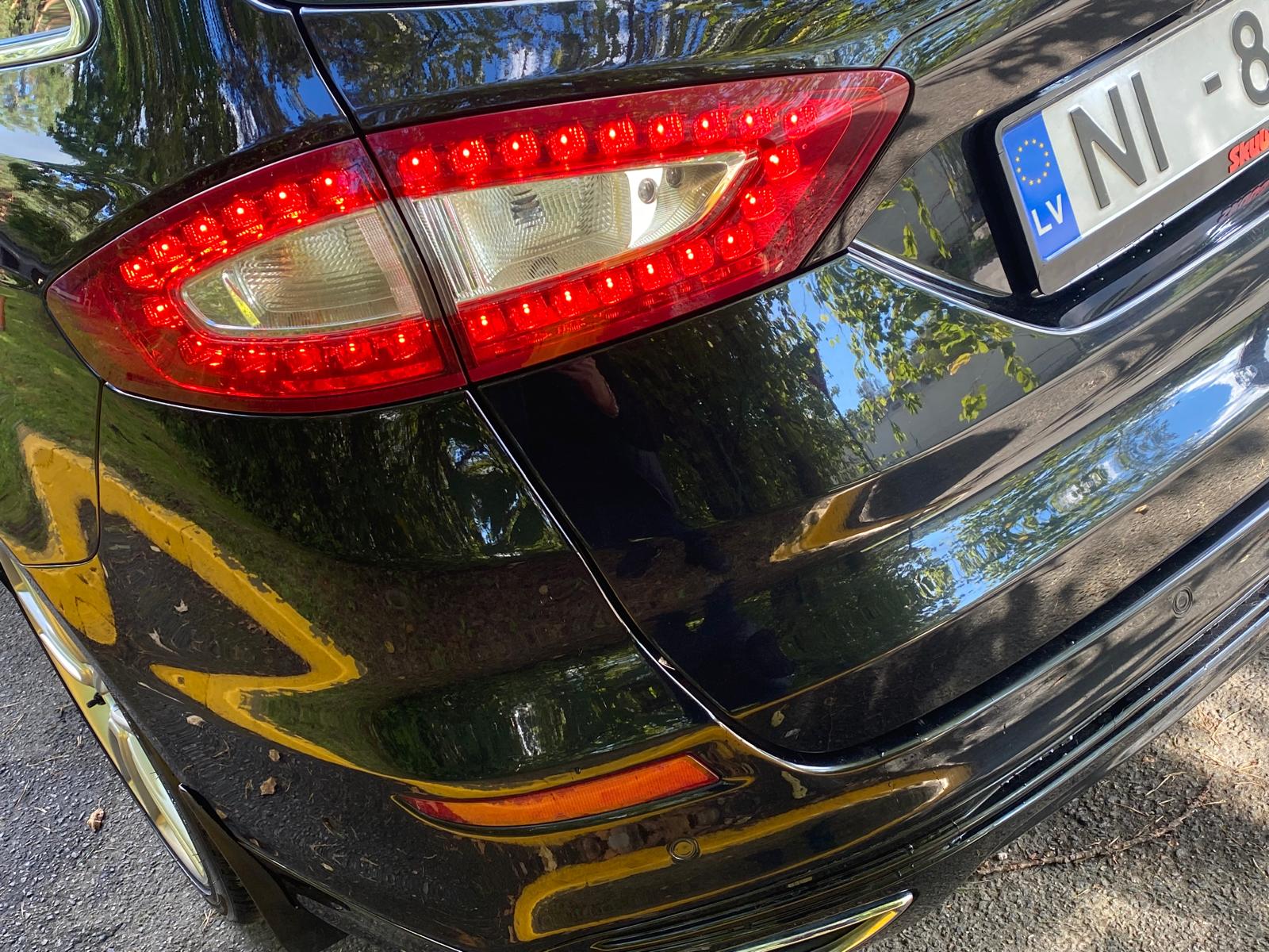 FORD MONDEO