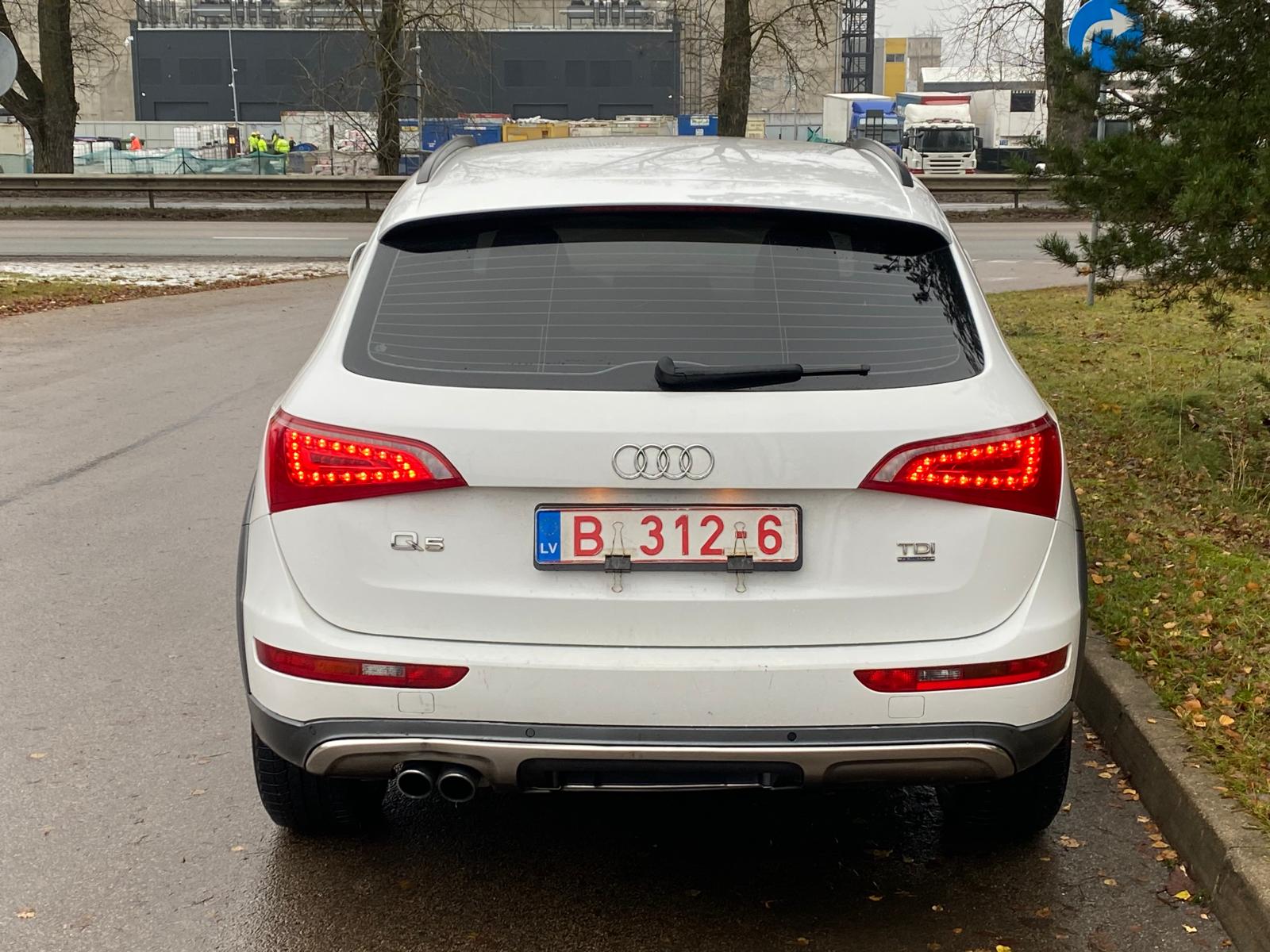AUDI Q5 QUATTRO
