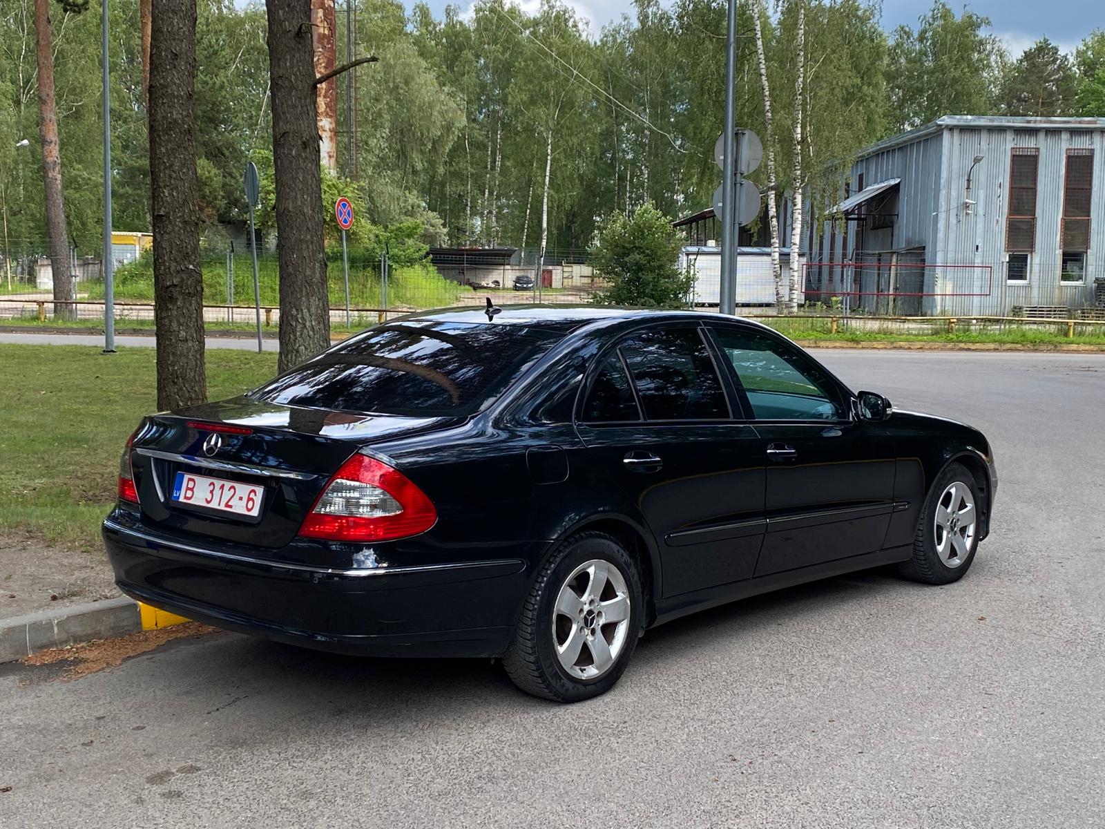 Mercedes Benz E220 Avantgarde