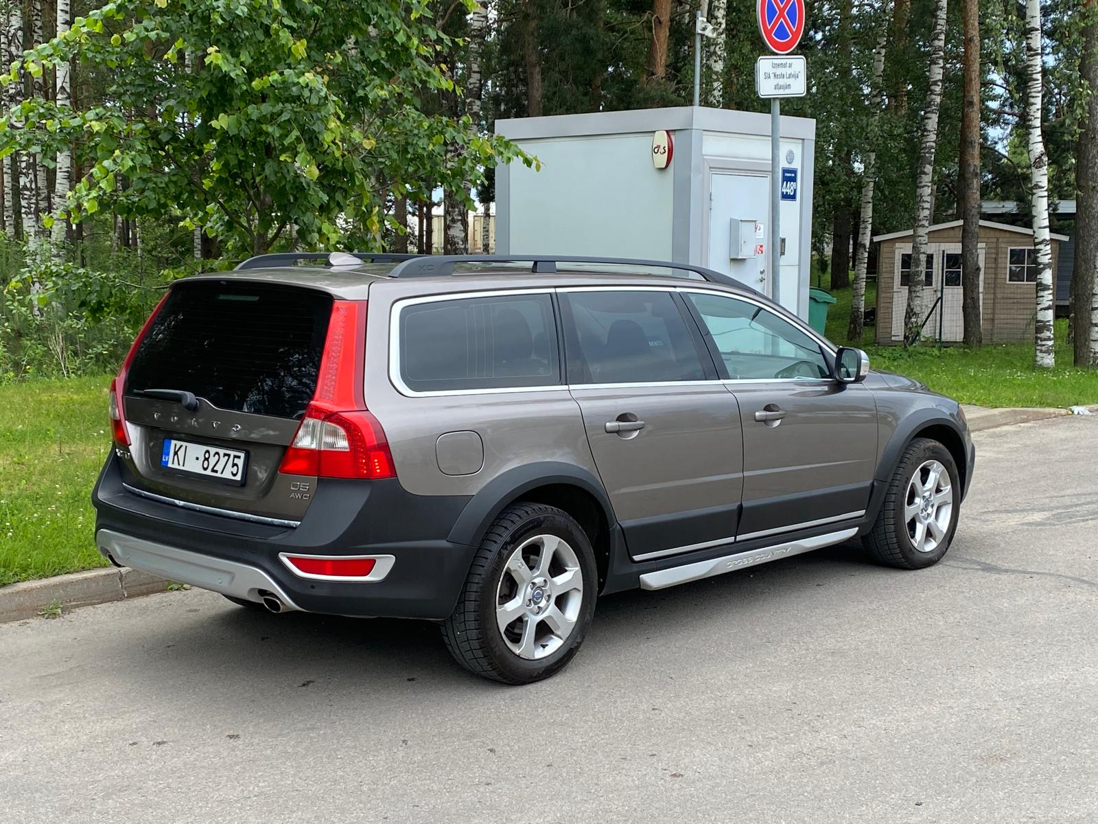 VOLVO XC70 CROSS COUNTRY