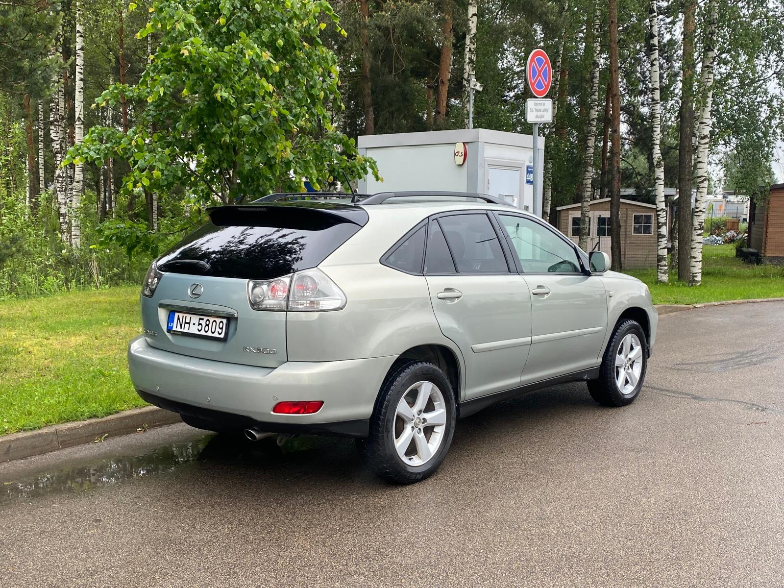 LEXUS RX300