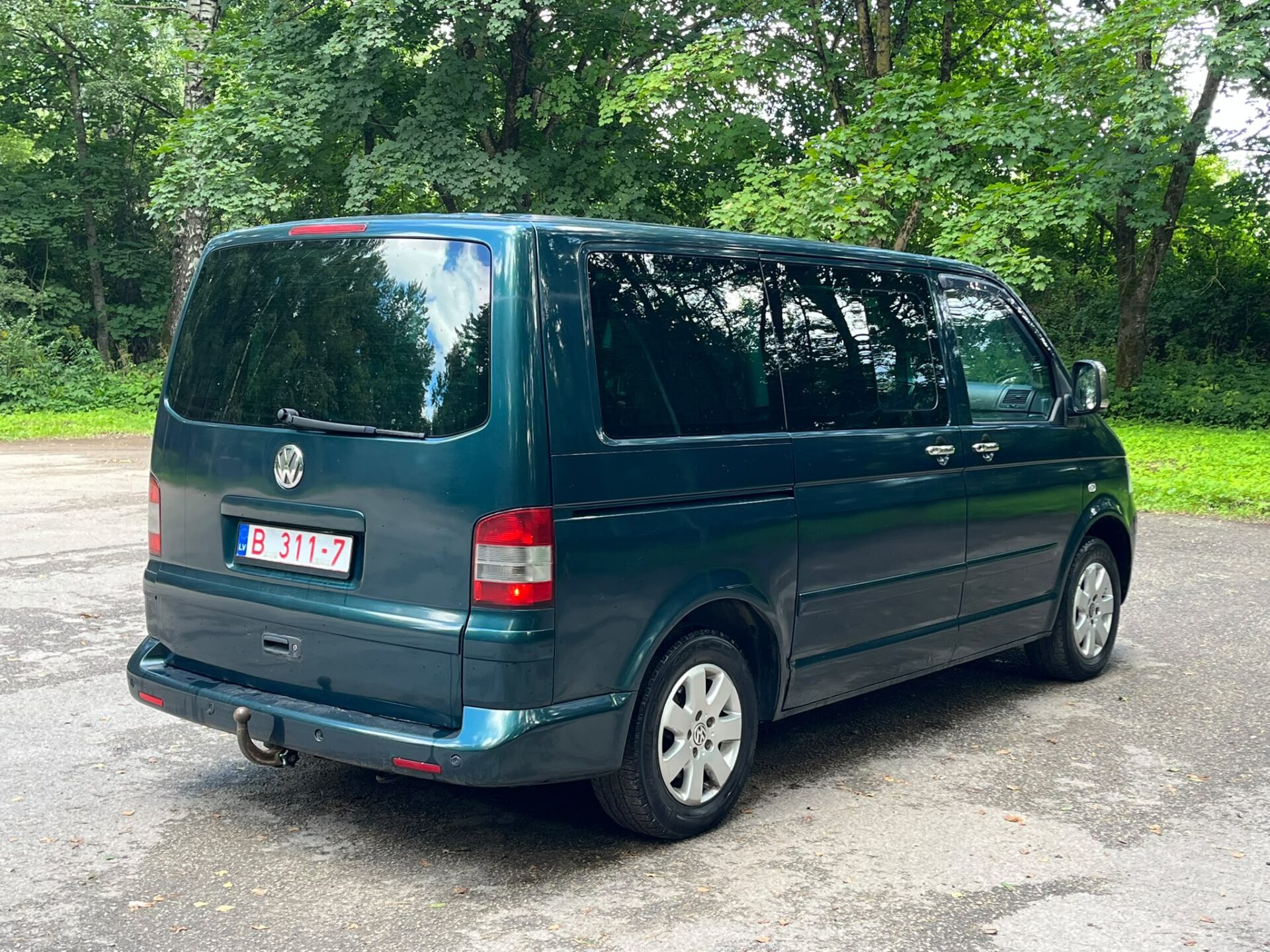 VW MULTIVAN 7-SEATER