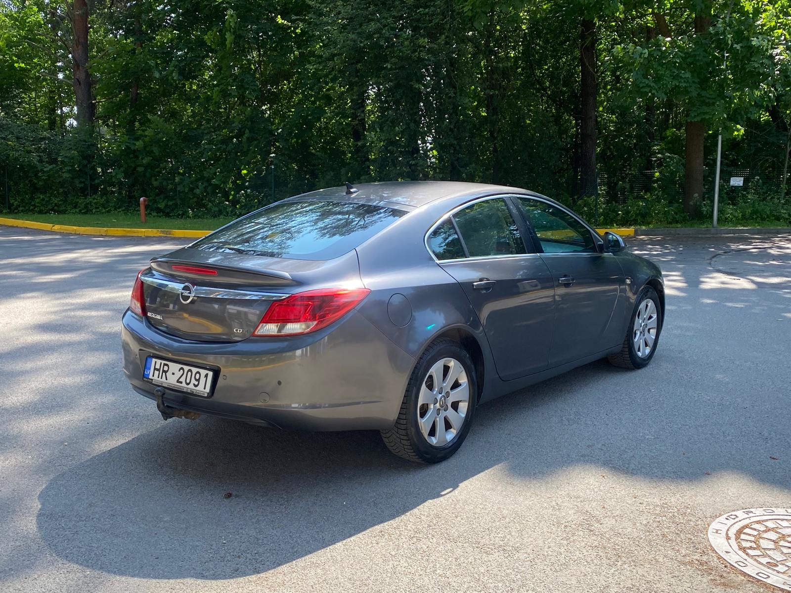 OPEL INSIGNIA
