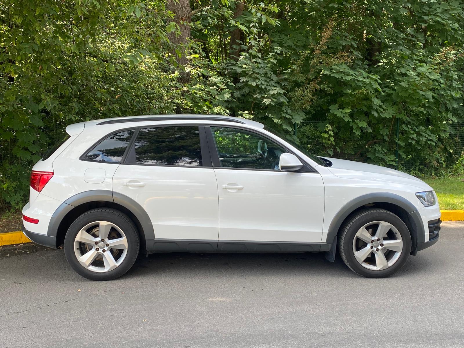 AUDI Q5 QUATTRO