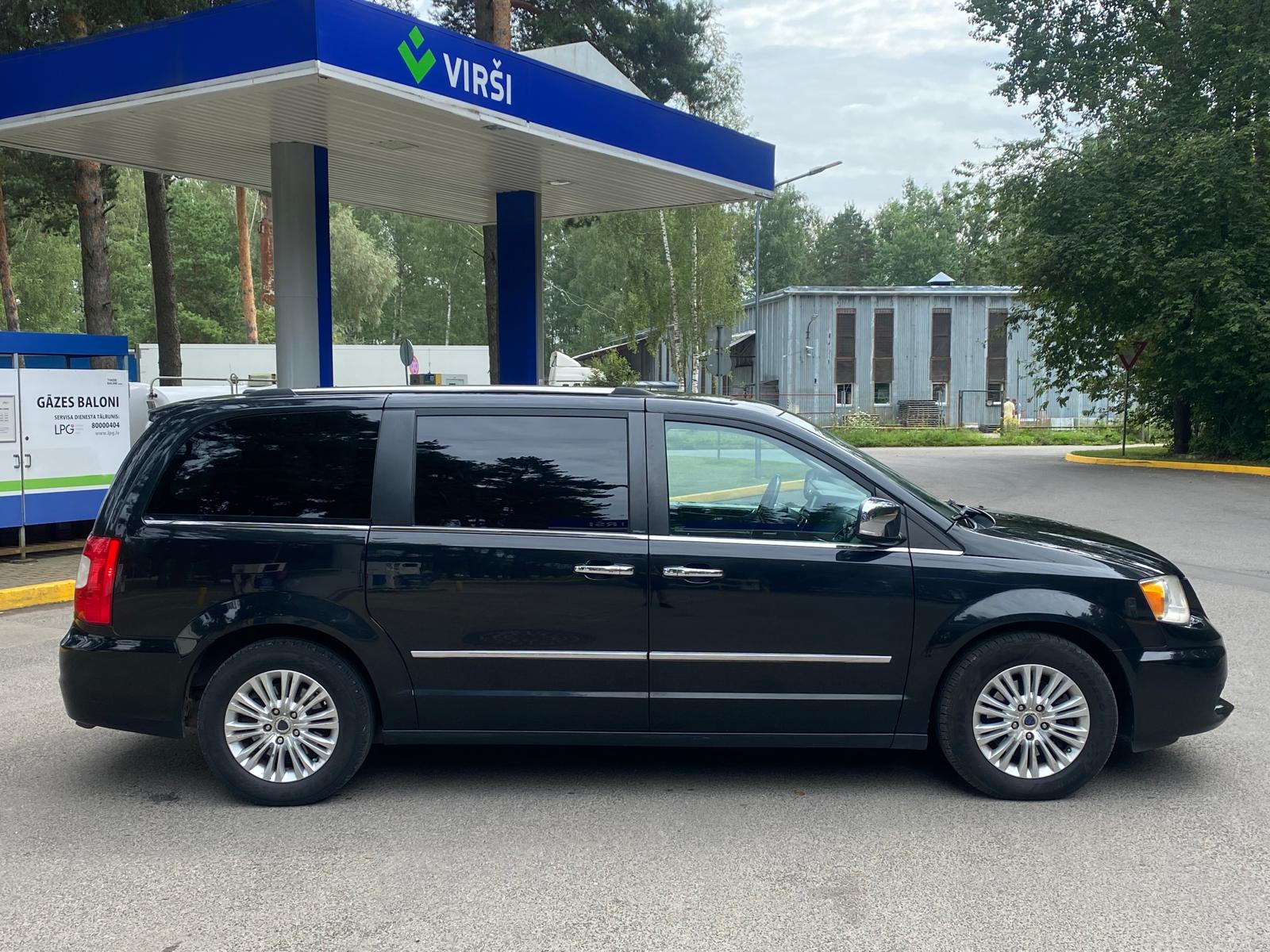LANCIA VOYAGER STOW&GO 7-VIETAS