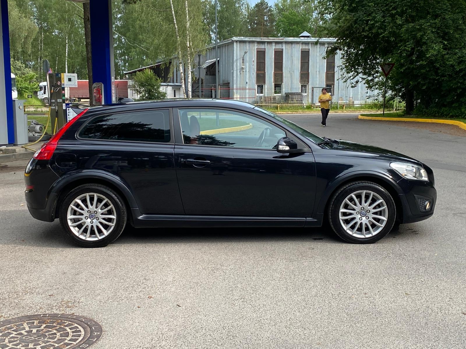 VOLVO C30