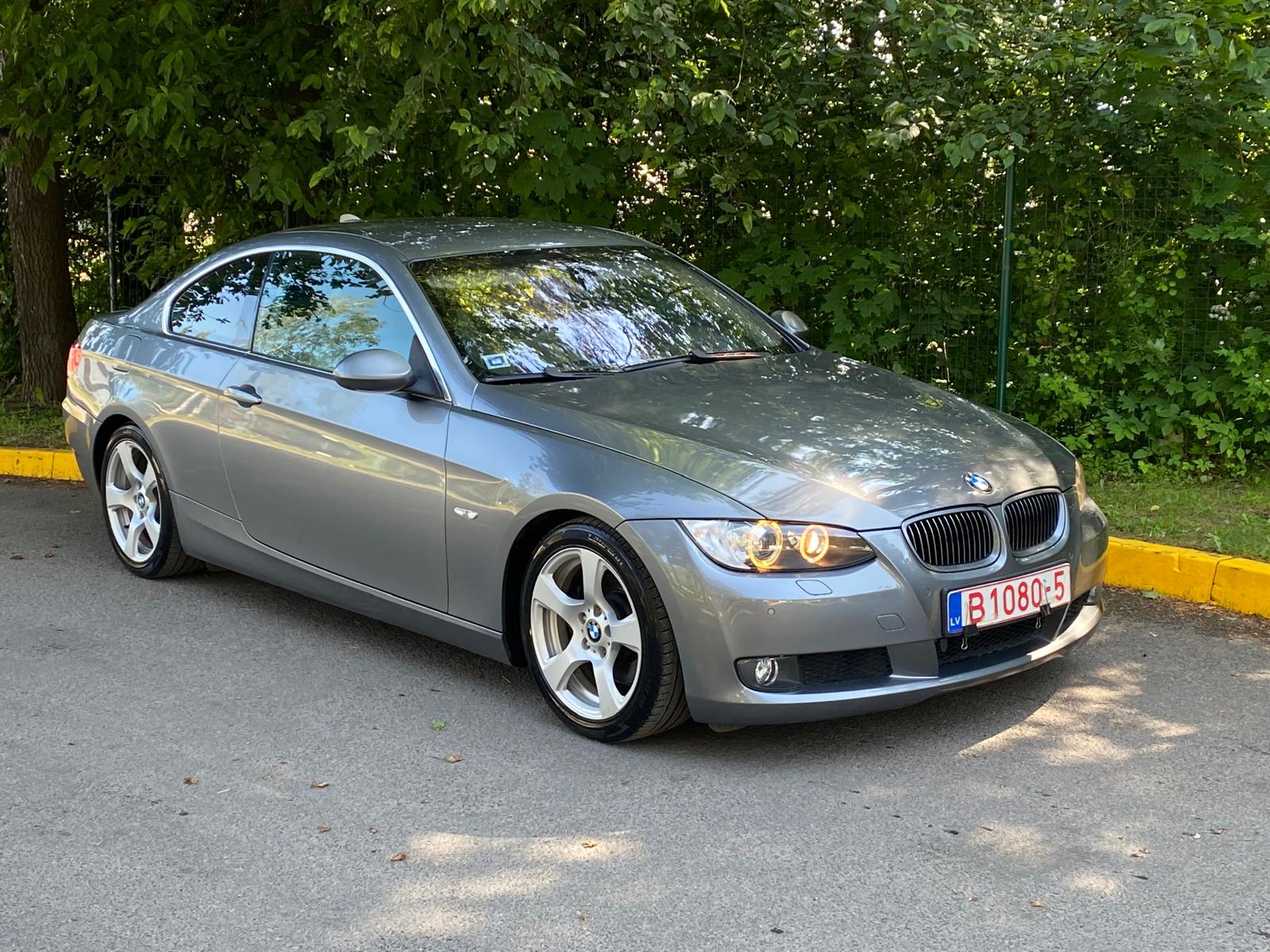 BMW 325 (E92)