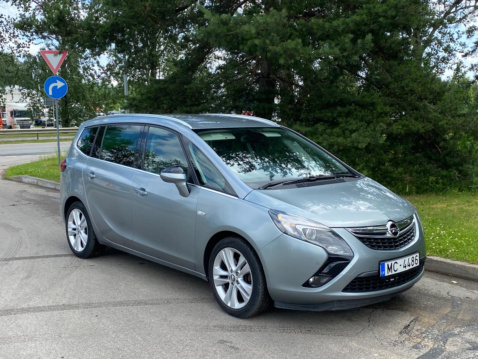OPEL ZAFIRA TOURER 7 vietas