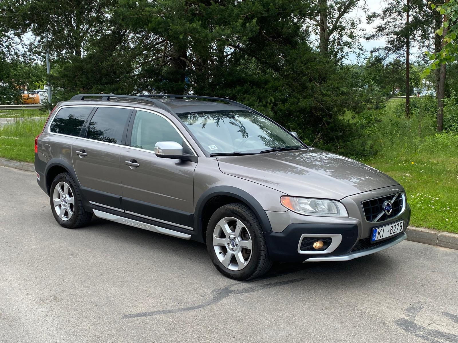 VOLVO XC70 CROSS COUNTRY