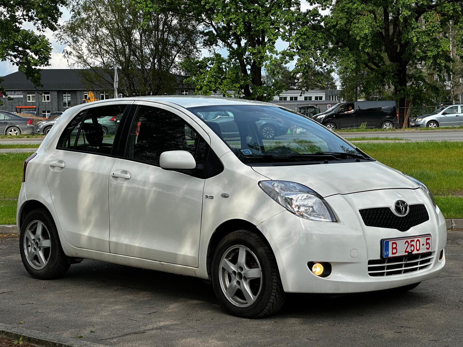 TOYOTA YARIS D4D