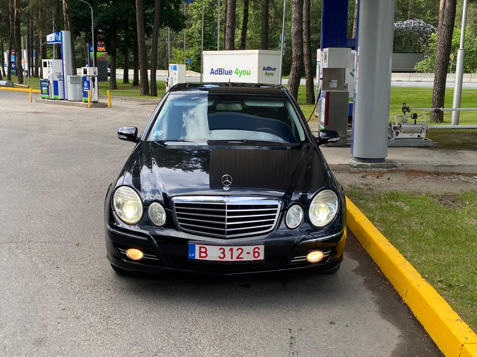 Mercedes Benz E220 Avantgarde