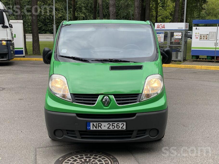 RENAULT TRAFIC KRAVAS BUSS-GARAIS