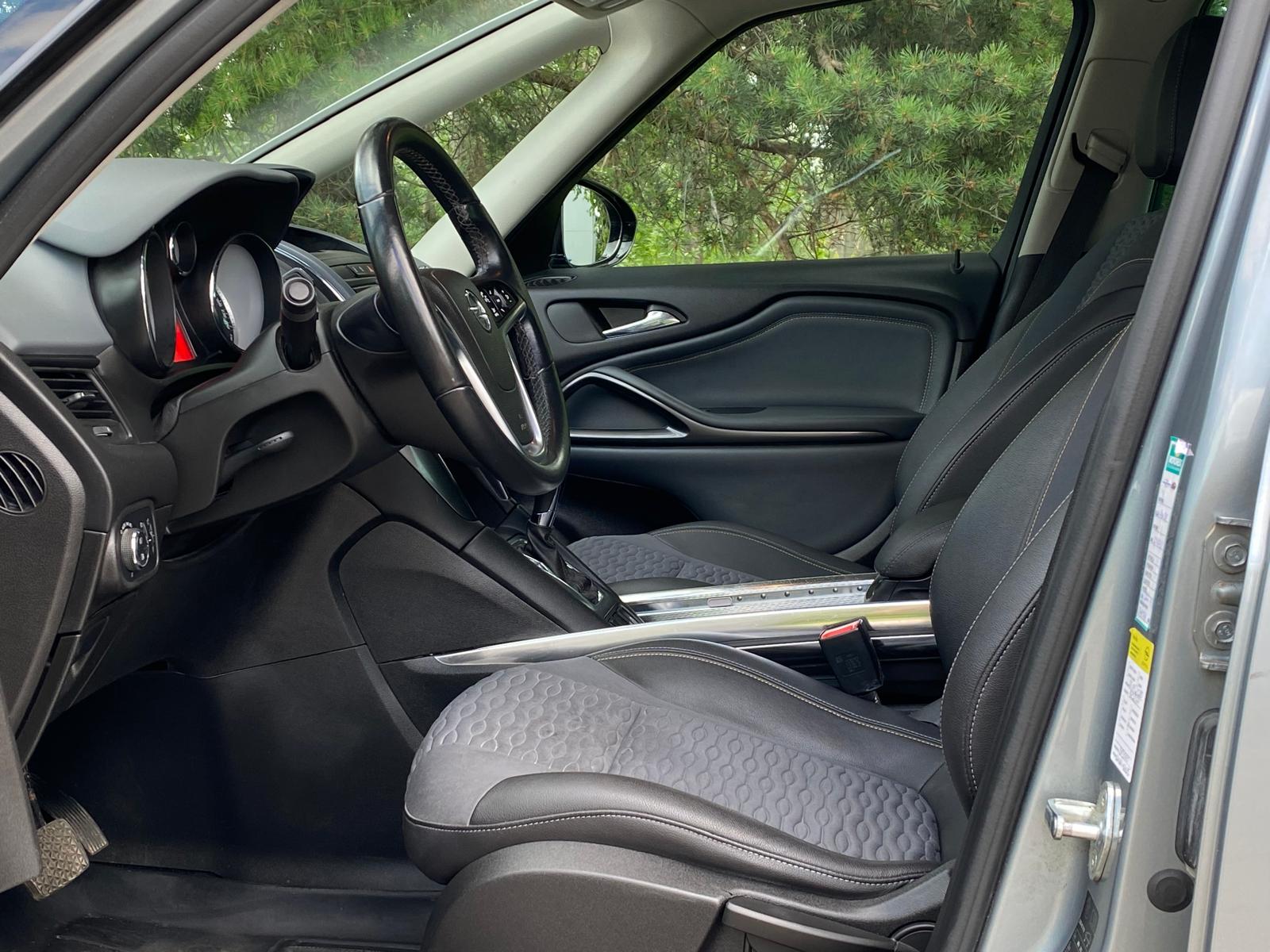 OPEL ZAFIRA TOURER 7 vietas