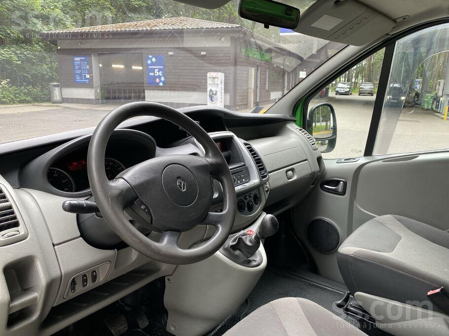 RENAULT TRAFIC KRAVAS BUSS-GARAIS